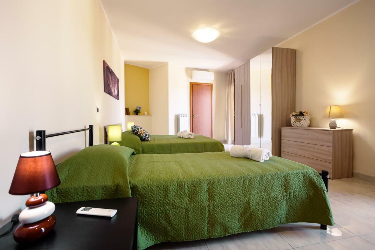 Rocca Degli Etnei Bed & Breakfast Paterno  Exterior photo