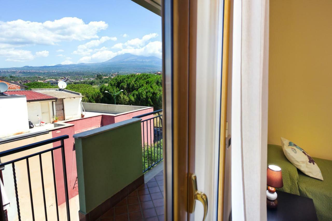 Rocca Degli Etnei Bed & Breakfast Paterno  Exterior photo